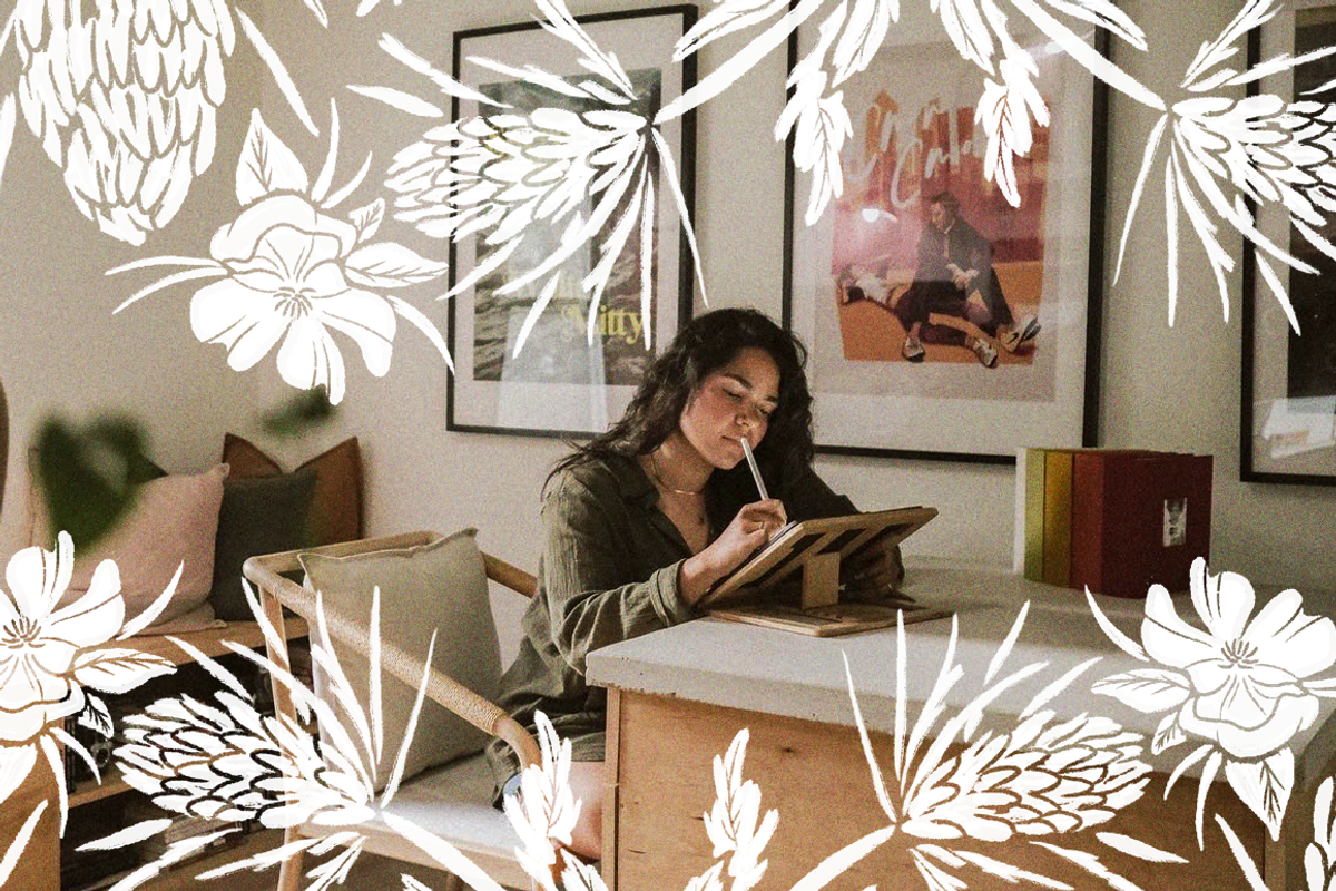 Hand-Drawn Floral Pack, an Illustration by Drawn By Arianna (Photo 5 of 6)