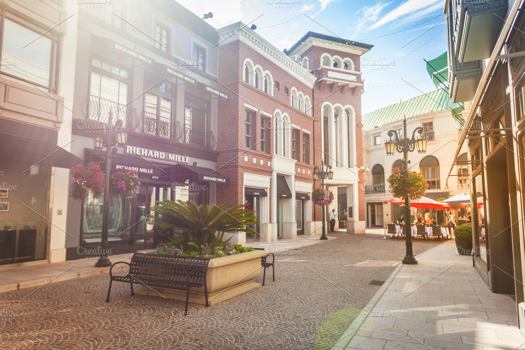 Rodeo drive shops, an Architecture Photo by Dolce Vita