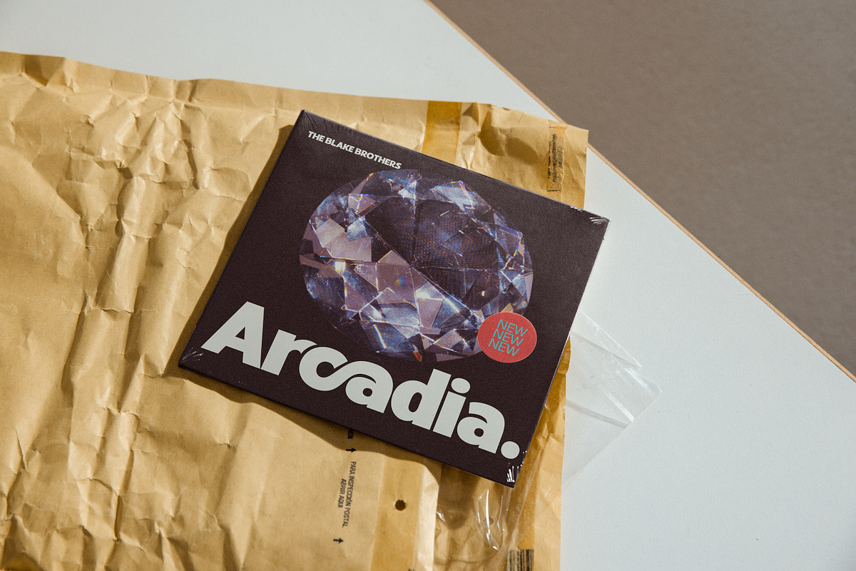 Kilimanjaro Sans (36 fonts), a Font by Nicky Laatz (Photo 15 of 75)