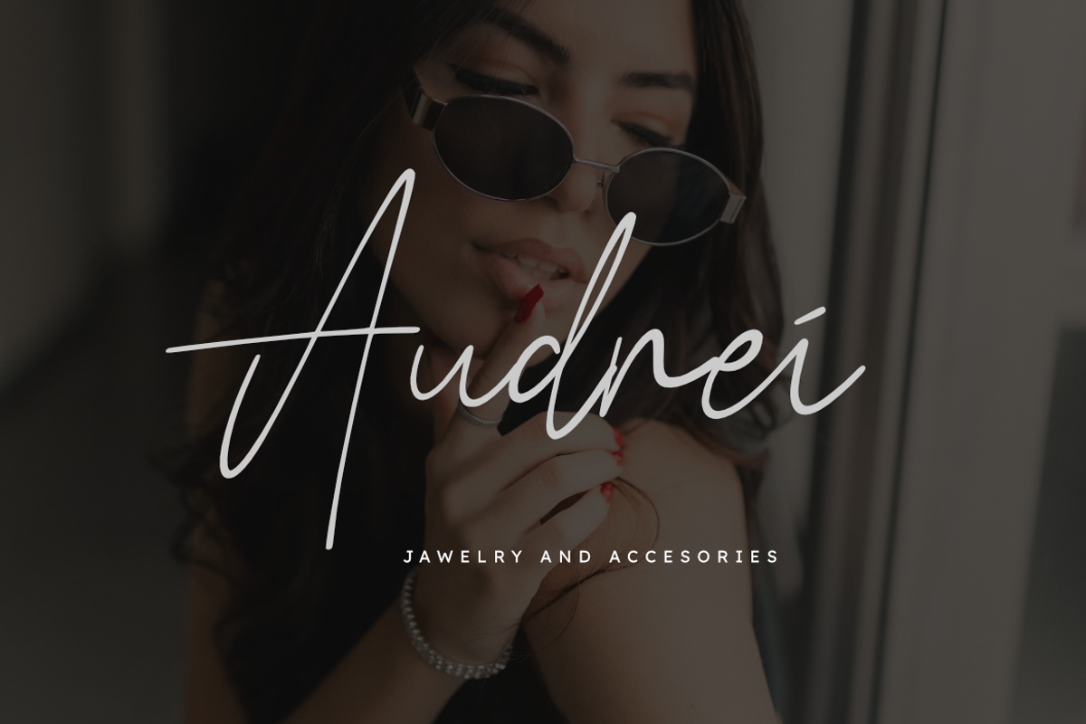 Derathea | Signature Font, a Script Font by Masyafi Studio (Photo 4 of 8)