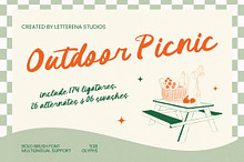 Outdoor Picnic Bold Brush Font