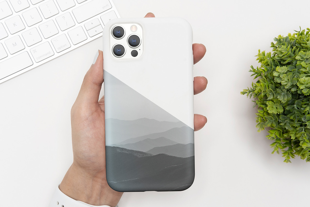 Phone Case Mockup, a Packaging Mockup by Graphicnugget (Photo 2 of 5)