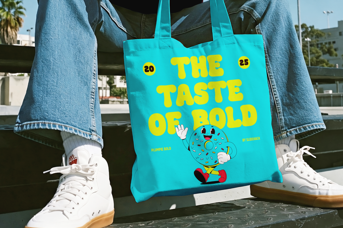Plumpie Bold - Retro Display Font, a Font by Studio Moara (Photo 7 of 8)