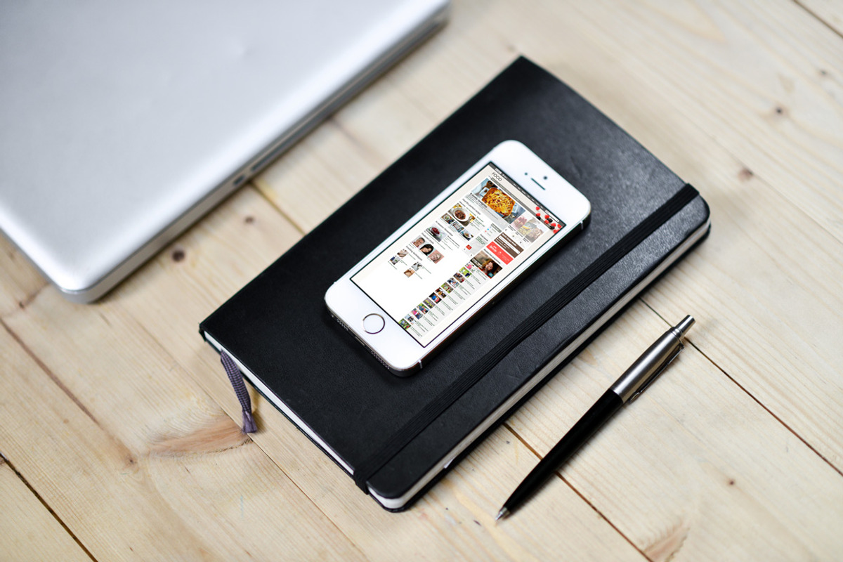 iPhone6 Mockup Template #4, an iPhone Mockup by Made by Mancie (Photo 2 of 3)