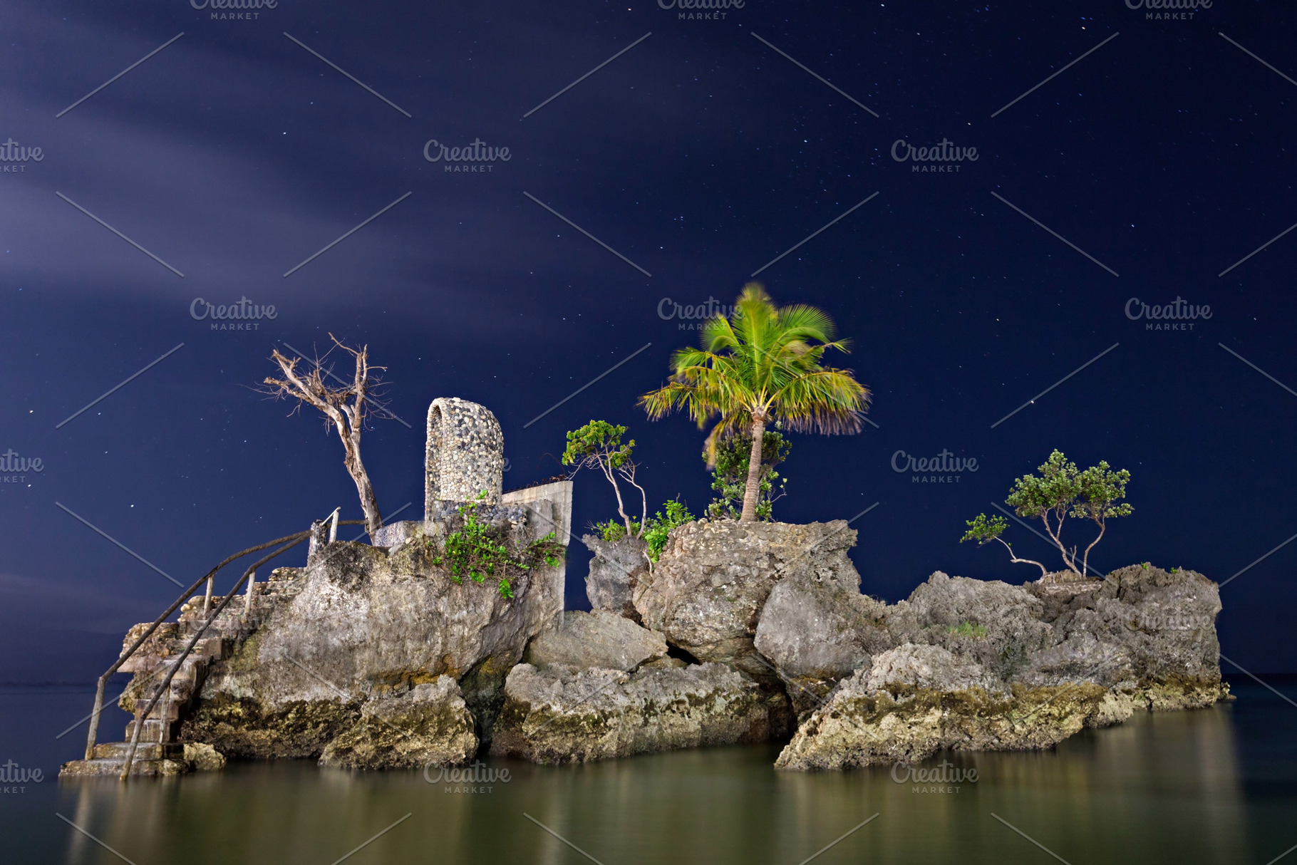 Willys rock, Boracay, a Photo by saiko3p