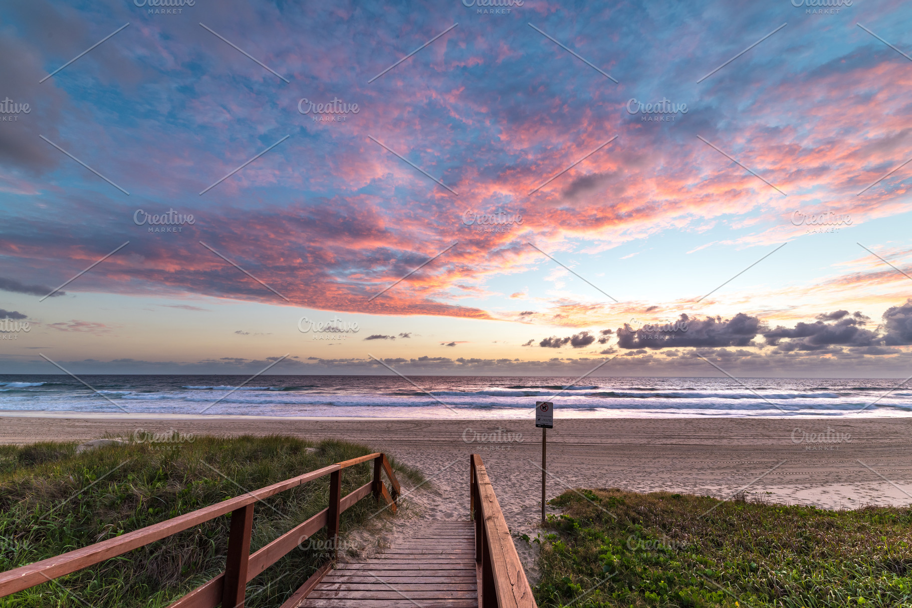 Epic beach landscape with sunrise, a Nature Photo by EsmeHelit