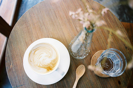 On The Table preview 5