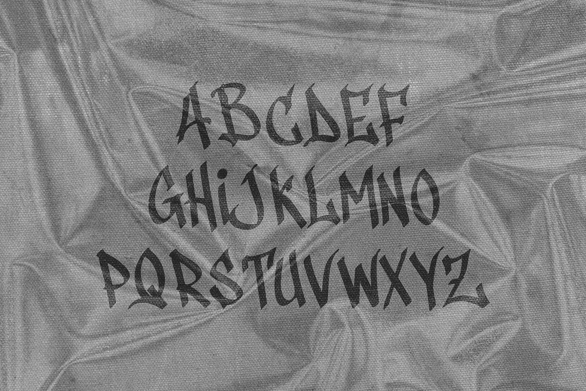Graftextlif, a Handwritten Font by Nickhard (Photo 3 of 7)
