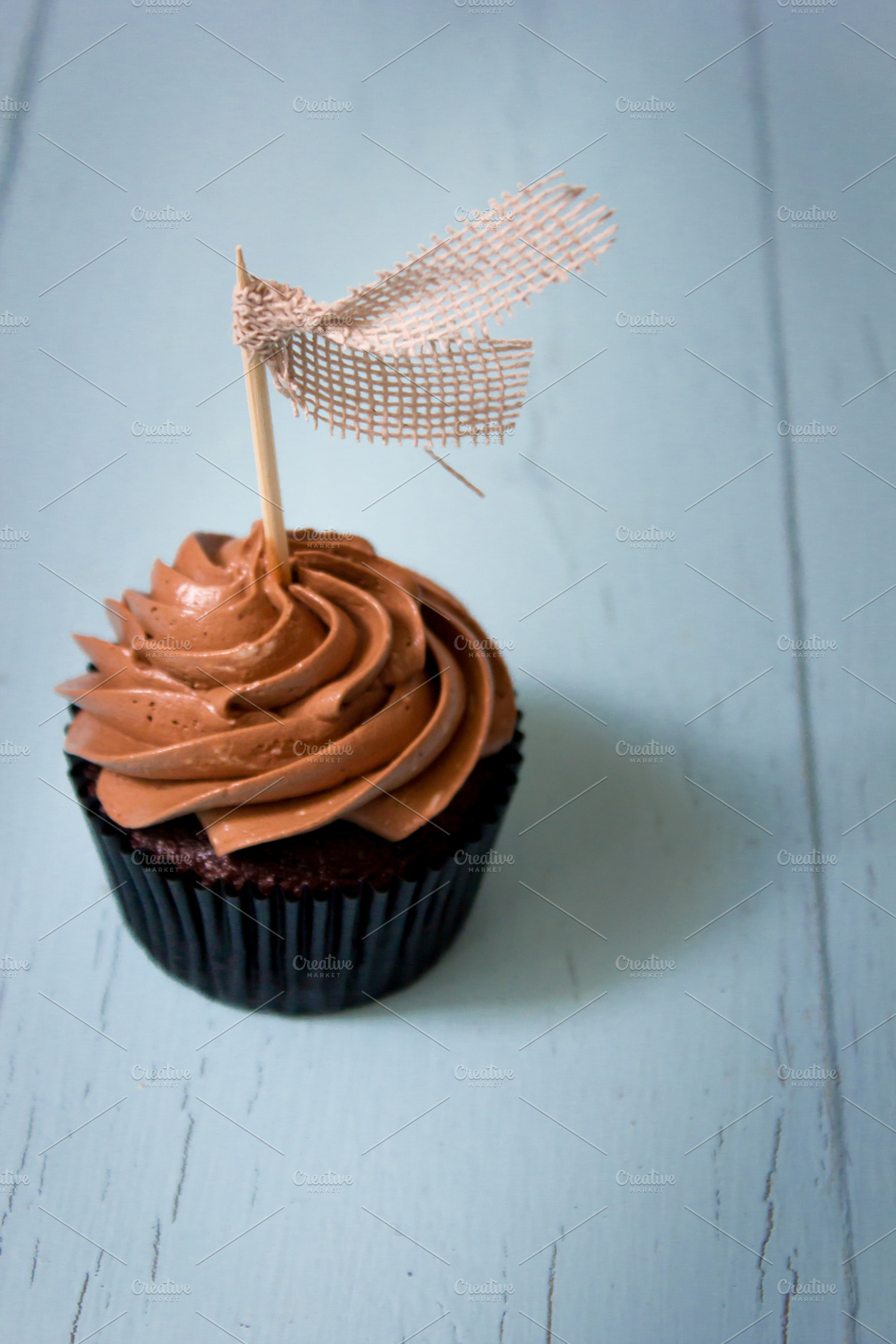 Chocolate cupcake stock photo, a Food & Drink Photo by Chokolat.Pimienta