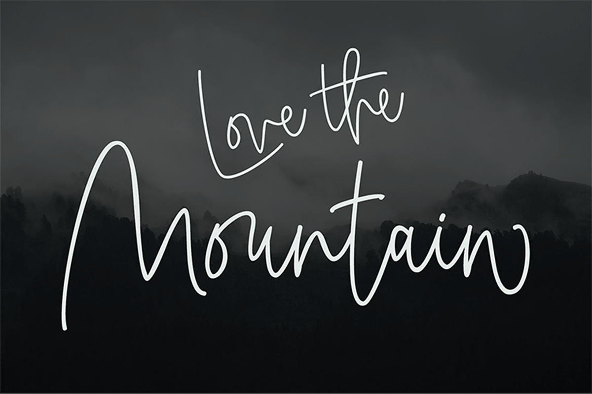 Mouctan Duo, a Script Font by Meutuwah (Photo 6 of 9)
