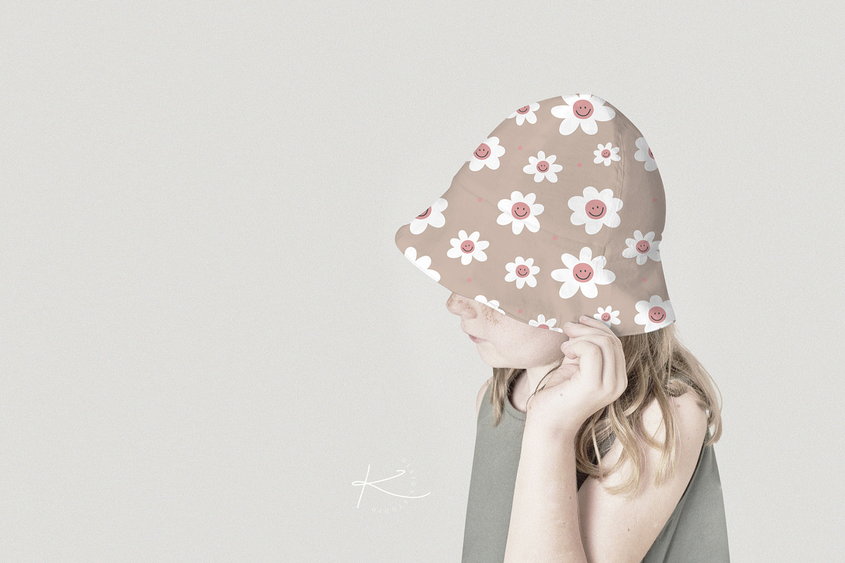 PATTERN SMILE FLOWER / vector & png, a Pattern Graphic by KruthDesign (Photo 8 of 8)