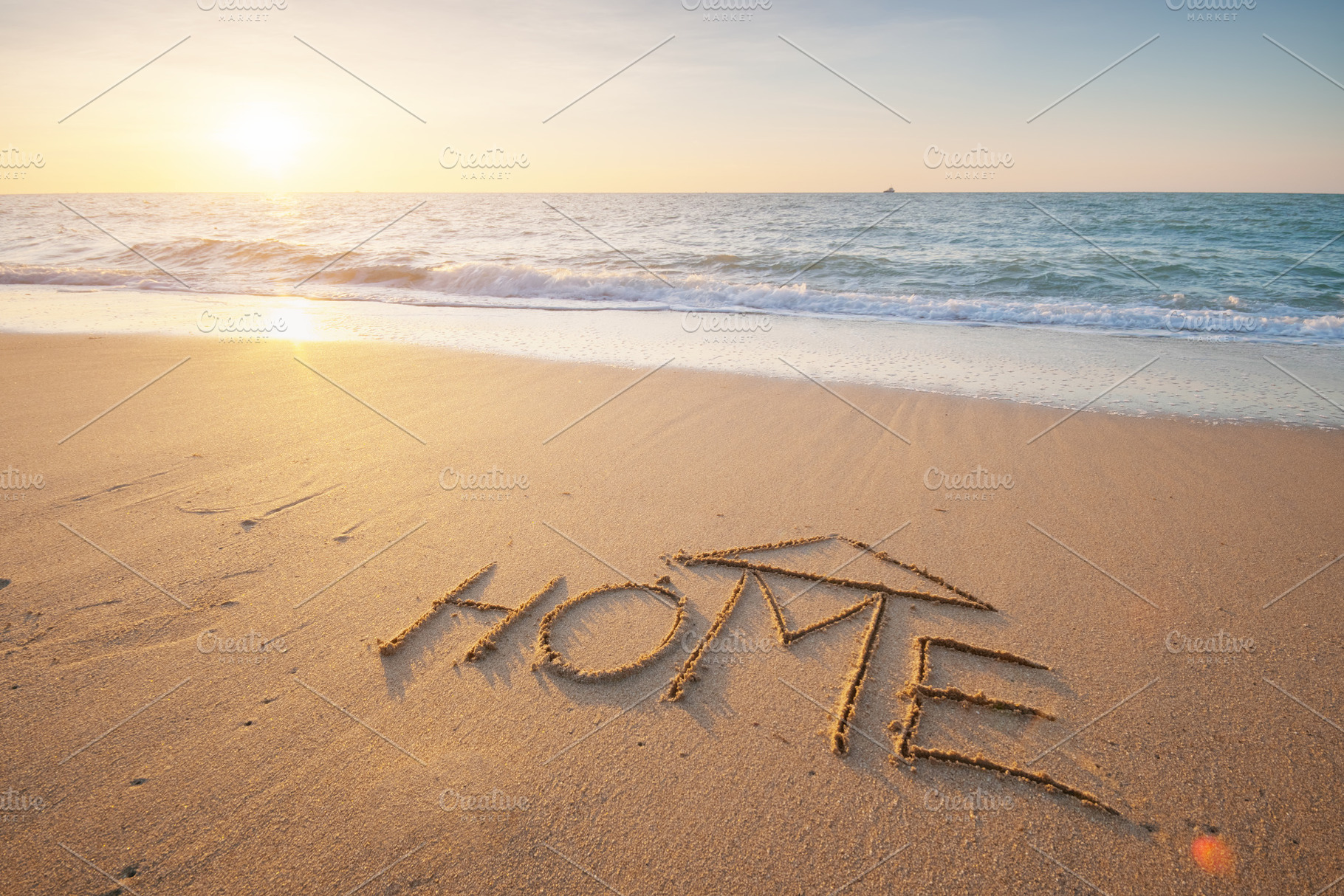 Sea and home on the sea sand., a Background Photo by djgis