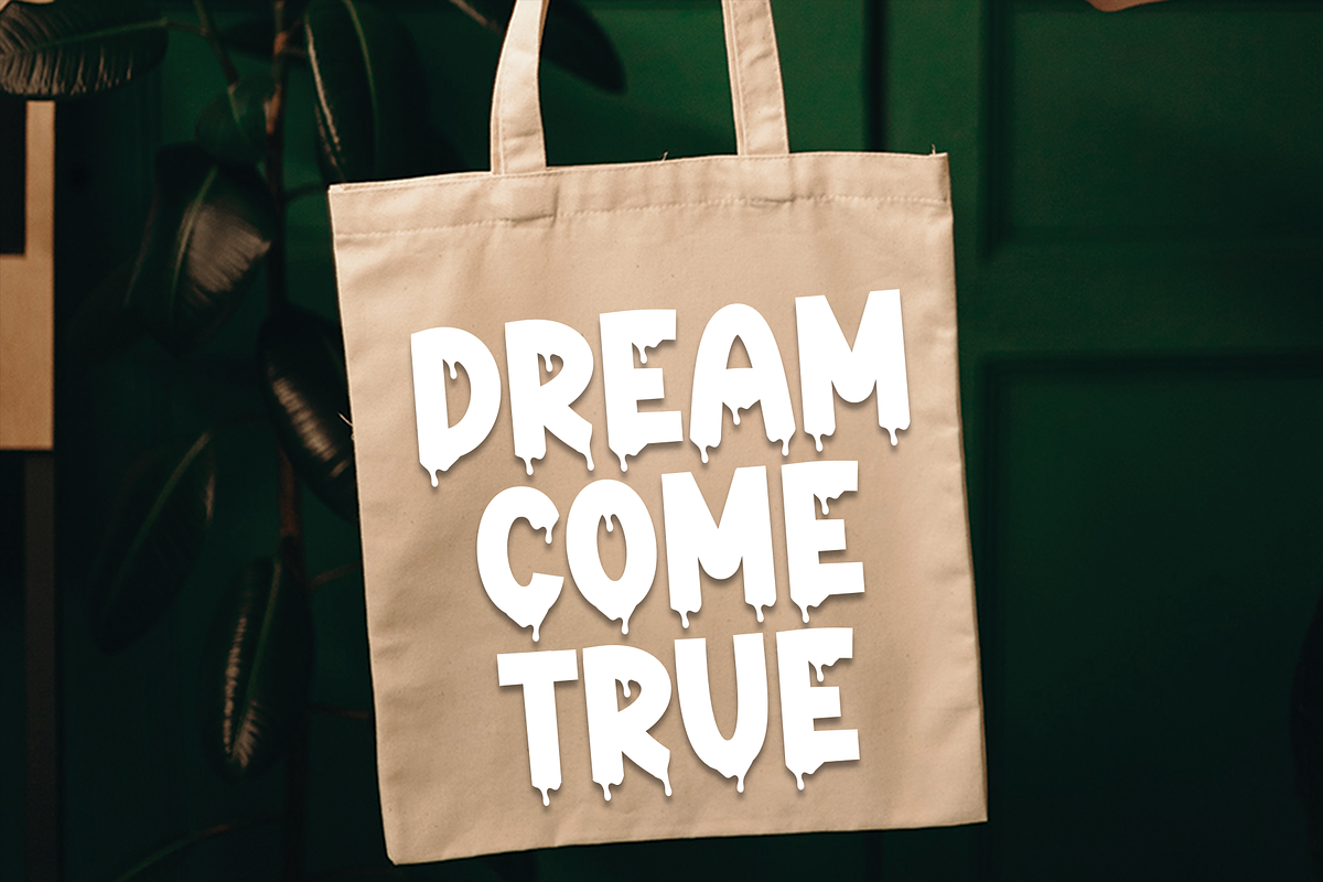 Hallo Pumpkin | Script Font, a Script Font by Scratchones (Photo 5 of 8)
