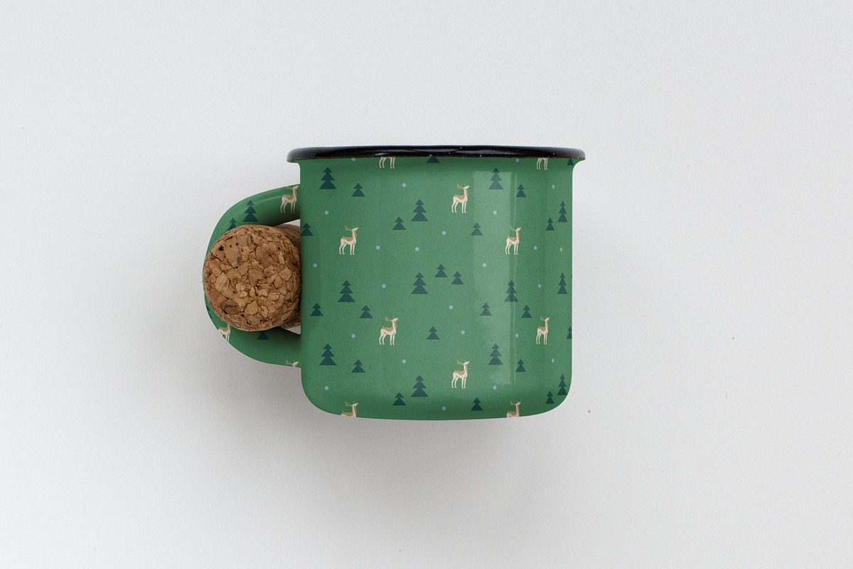 Christmas season seamless patterns, an Illustration by Good Studio (Photo 10 of 10)
