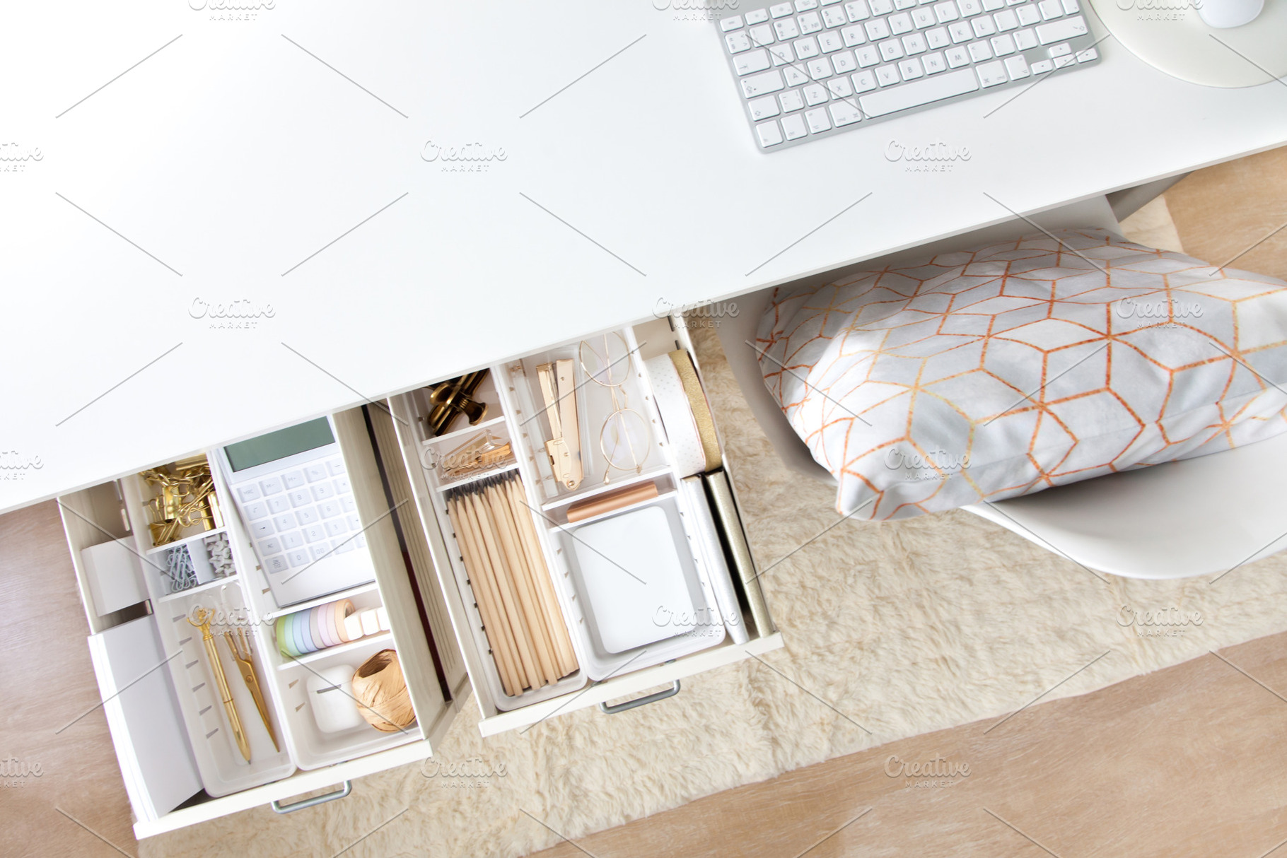 Female white workplace. A method for storing stationery neatly., a School & Education Photo by Natalia Kostikova