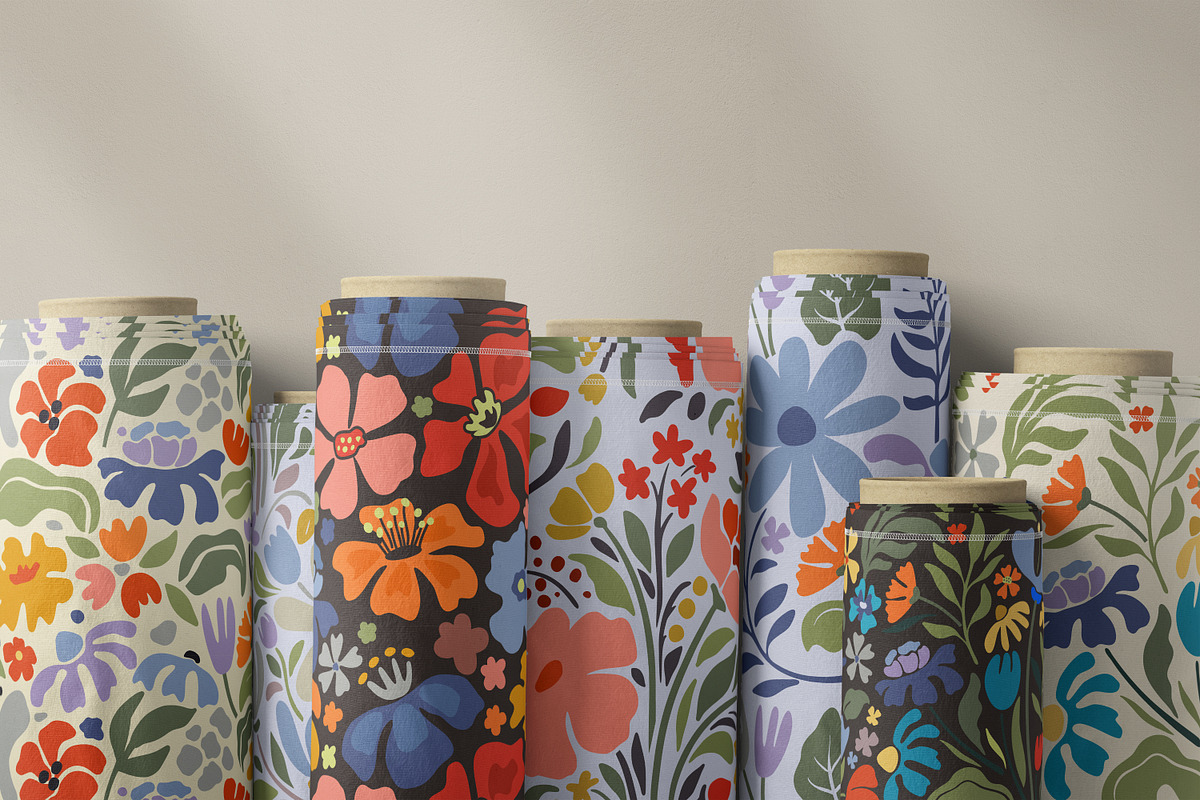 Modern Floral Seamless Patterns, a Pattern Graphic by Molly art (Photo 9 of 9)