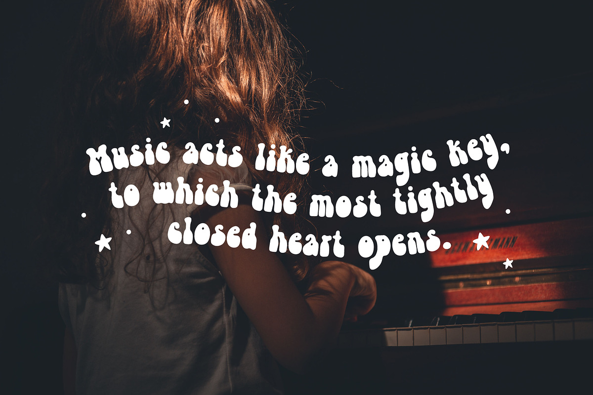 Super Duper | Handwritten font, a Font by JuliaVolkova (Photo 5 of 9)