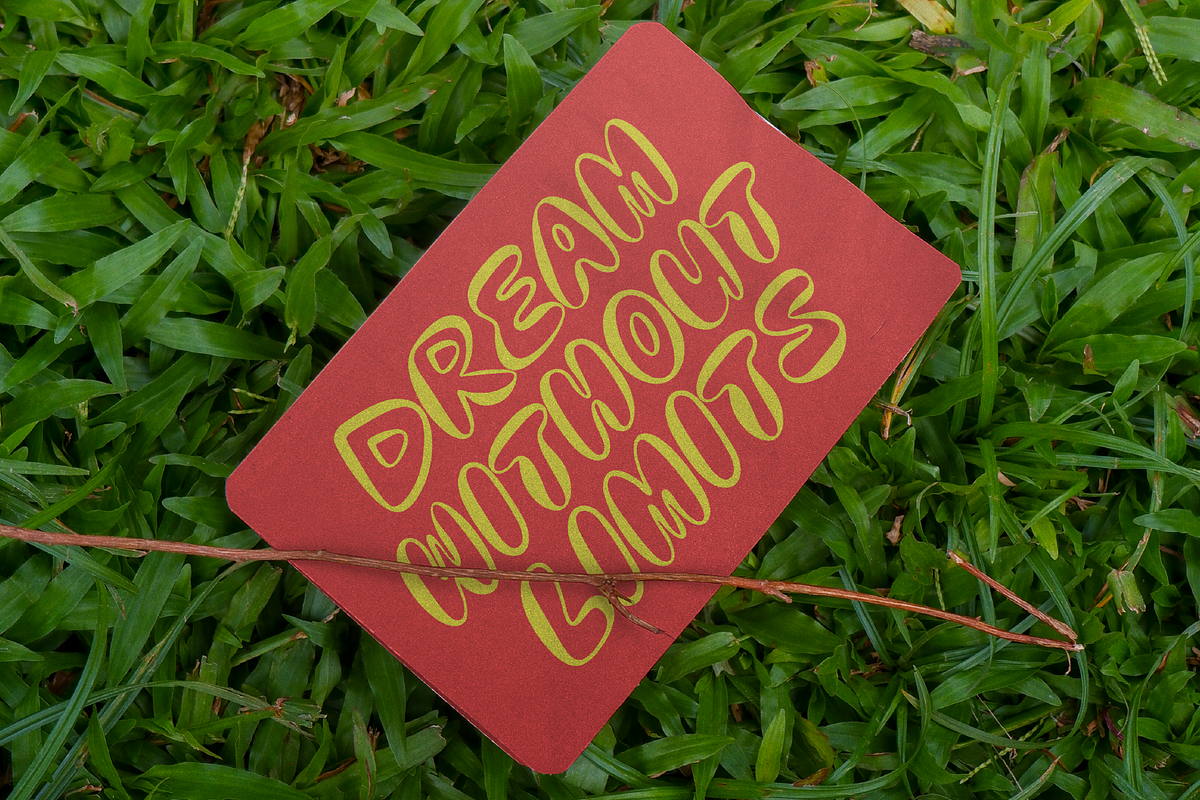Minggo Plays | Playful Display, a Handwritten Font by gracetype_studio (Photo 9 of 12)