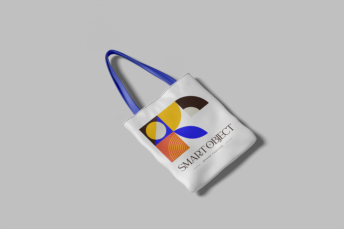 Realistic Tote Bag Mockup PSD, a Merchandise Mockup by rizalamora (Photo 4 of 11)