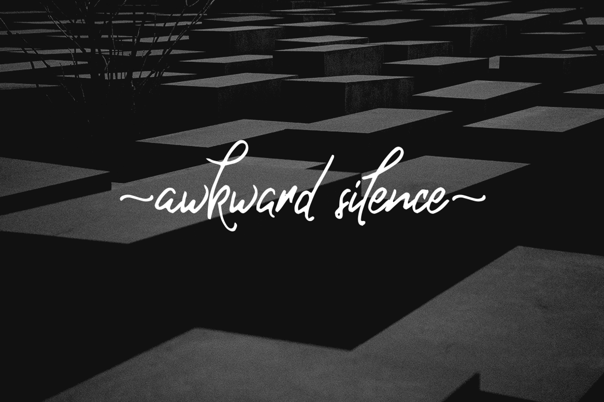 Sansa Dior Font preview 7