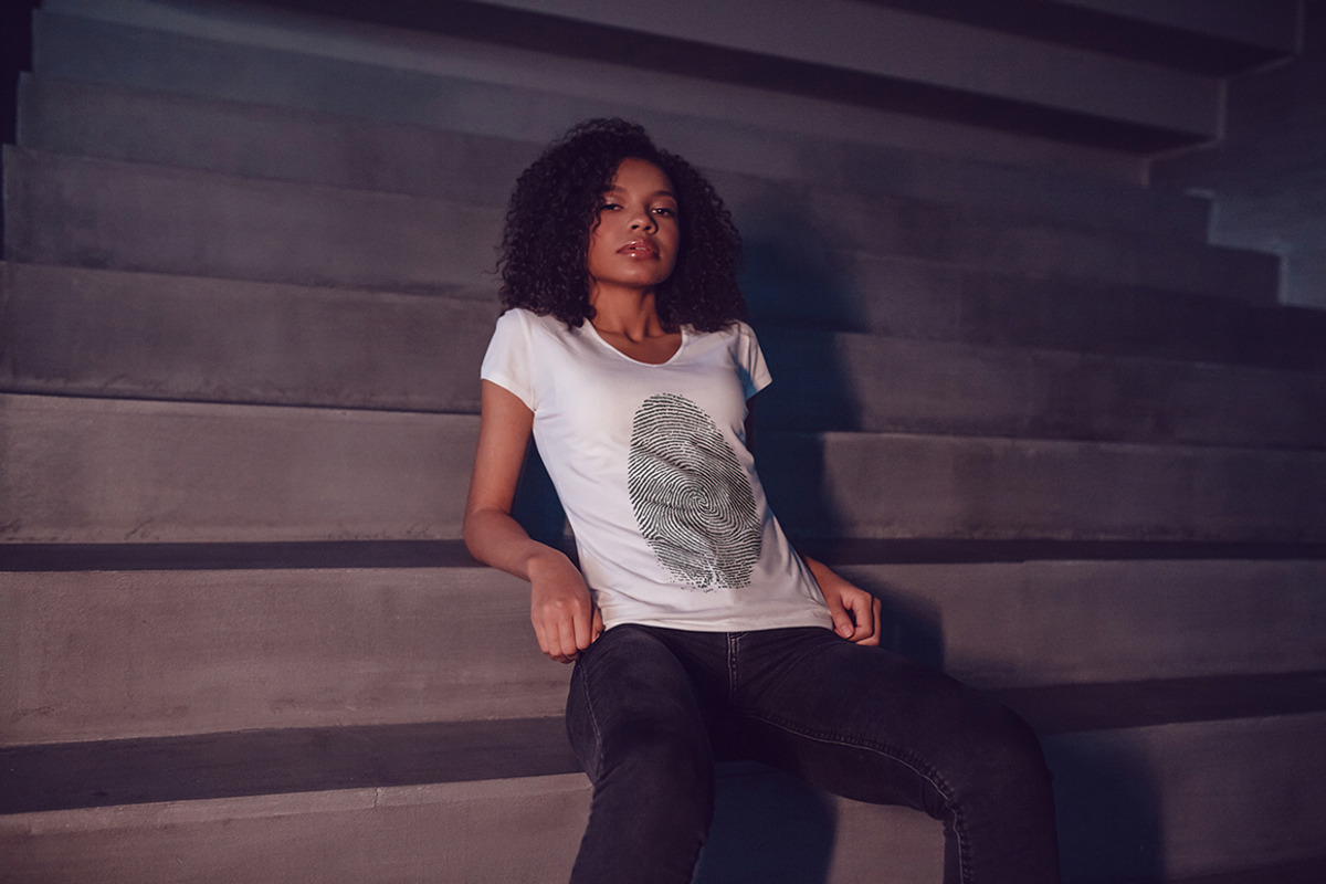 T-Shirt Mock-Up Vol.20 2017, a Shirt Mockup by Freeman Studio (Photo 20 of 27)