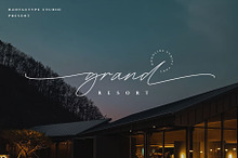 Grand Resort Elegant Monoline Script