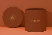 Minimalist Aesthetic Flower Box PSD, a Packaging Mockup by GALPRENEUR (Thumbnail 3 of 3)