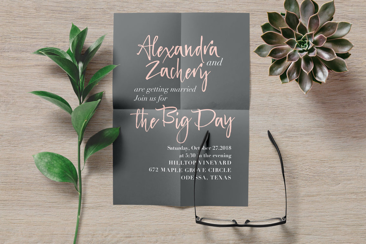 Delicious Brush Font preview 2