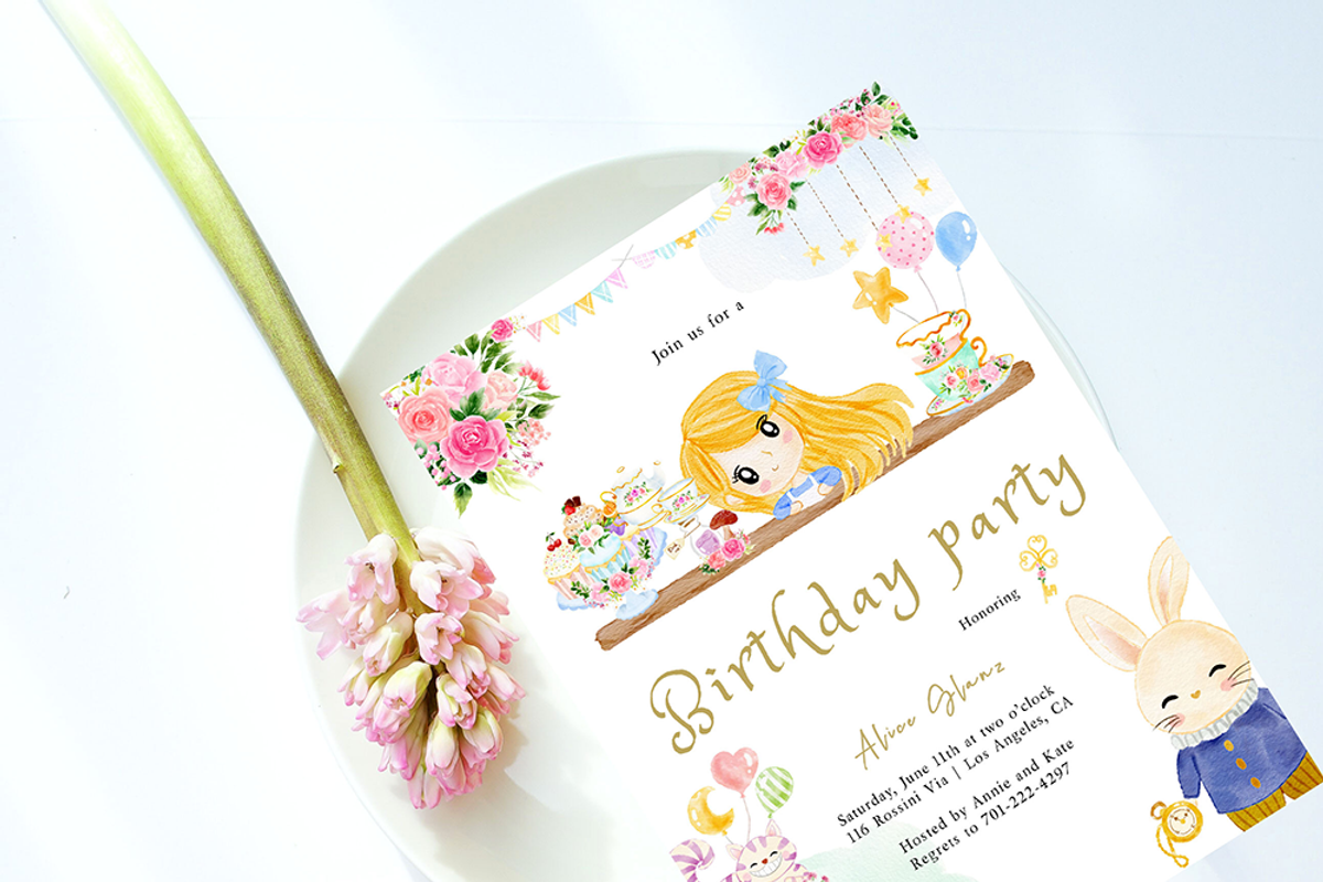 Alice's adventure in wonderland, a Decorative Illustration by heyiamalice (Photo 13 of 14)