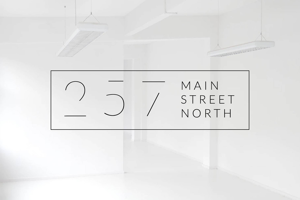 SEA SPRAY - minimal logo font preview 2