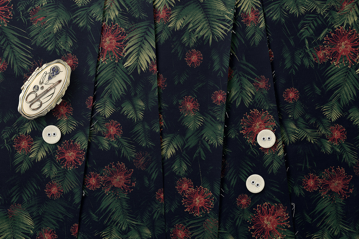 Elegant Tropical Floral Pattern, a Pattern Graphic by StudioGlouna (Photo 3 of 5)
