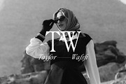 Palace Serif Typeface, a Serif Font by Tropical Type (Thumbnail 10 of 13)