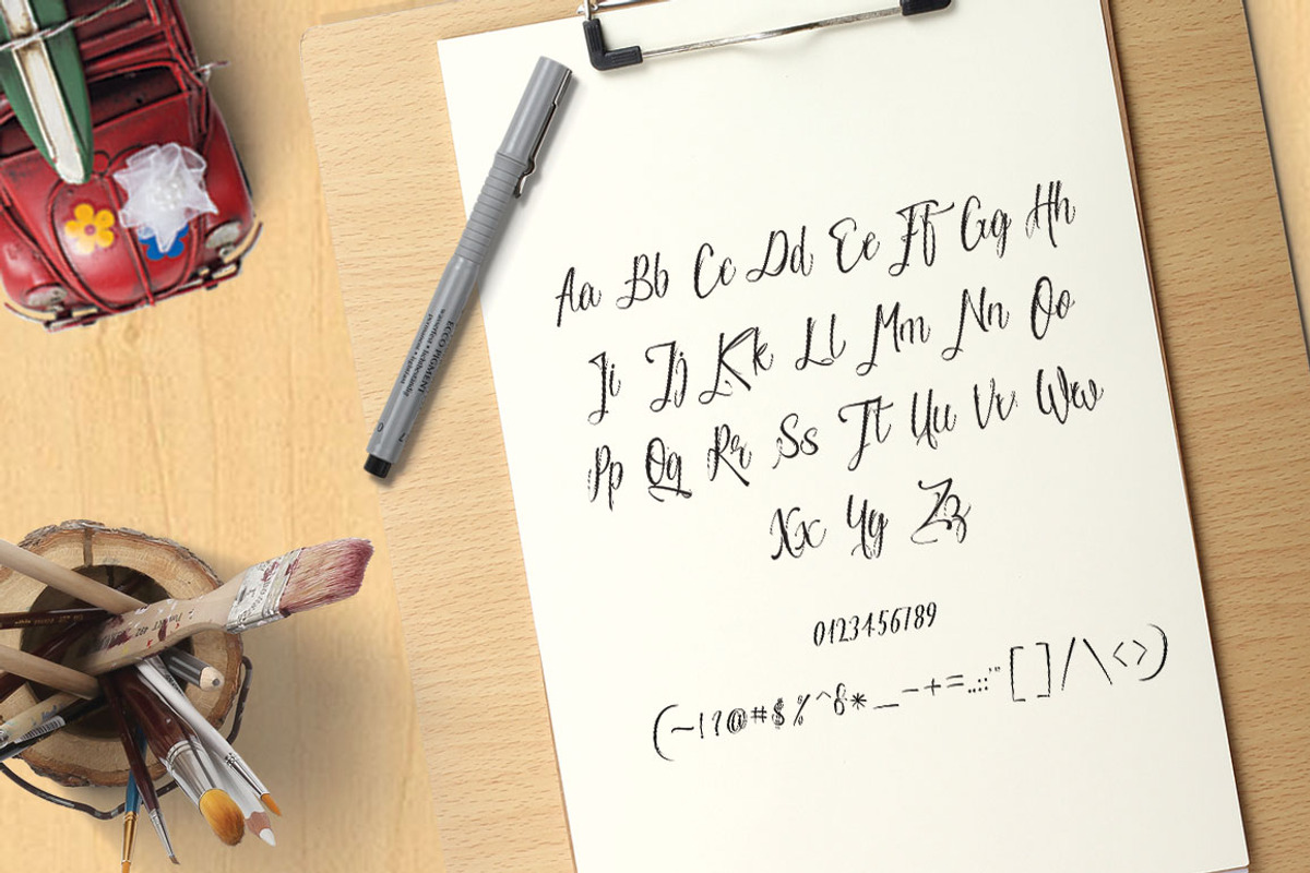 Escalade Typeface preview 4