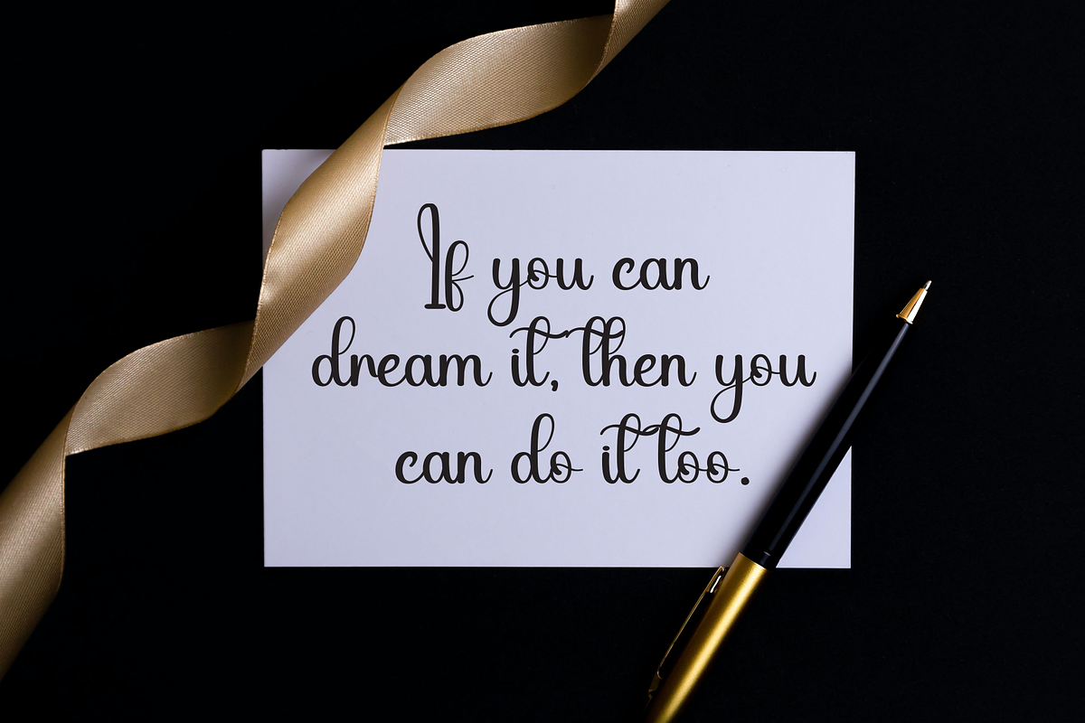 Australia | Script Font, a Handwritten Font by Scratchones (Photo 5 of 9)