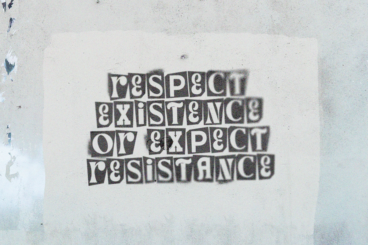 Dirty Punk - Randsom Display Font, a Handwritten Font by Letterhend Studio (Photo 9 of 9)