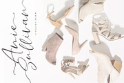 Midnight Bloom Script +18 Free Logos, a Script Font by Pink Coffie (Thumbnail 13 of 15)