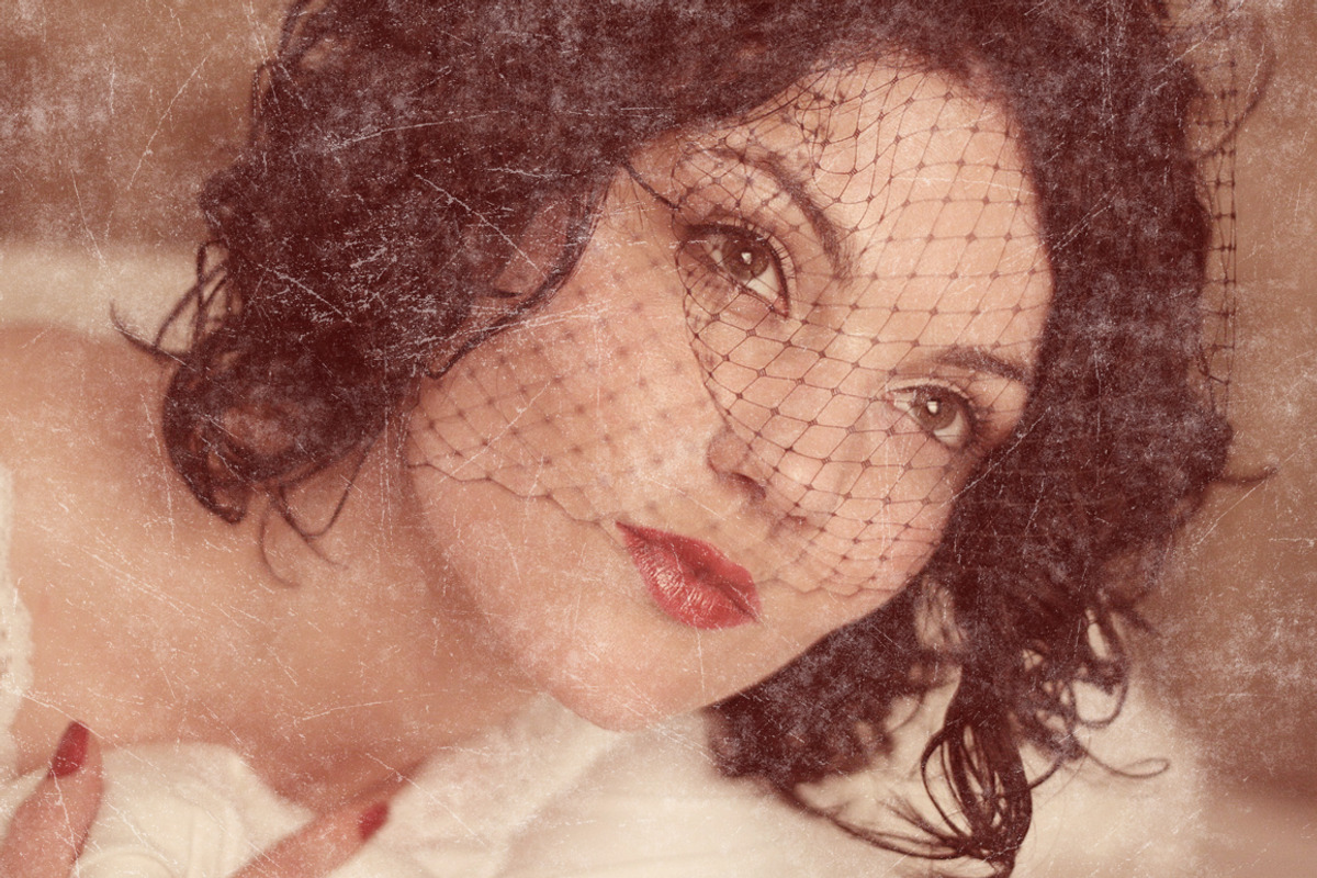 Dust and Scratch - Photo Overlays, an Action Add-On by Nostal Studio (Photo 4 of 5)