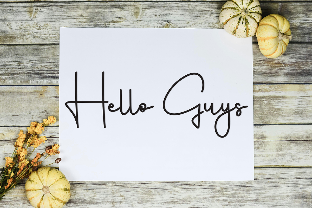 Dahlia Calligraphy, a Handwritten Font by InermediaSTUDIO (Photo 4 of 8)