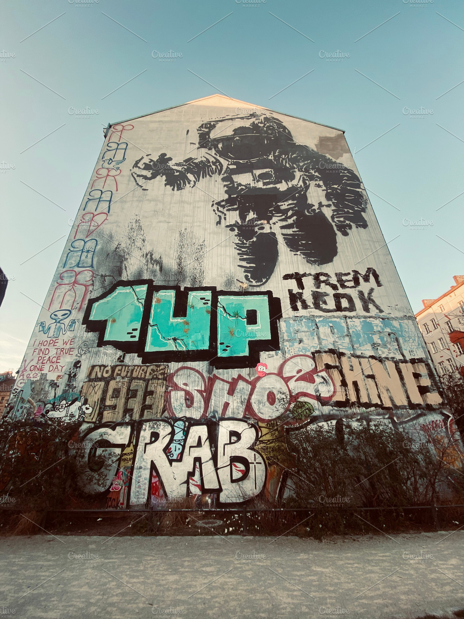 Astronaut Street Art Mural, a Photo by Polako´s World