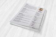 Clean Resume/CV, a Resume Template by designvillage (Thumbnail 7 of 12)