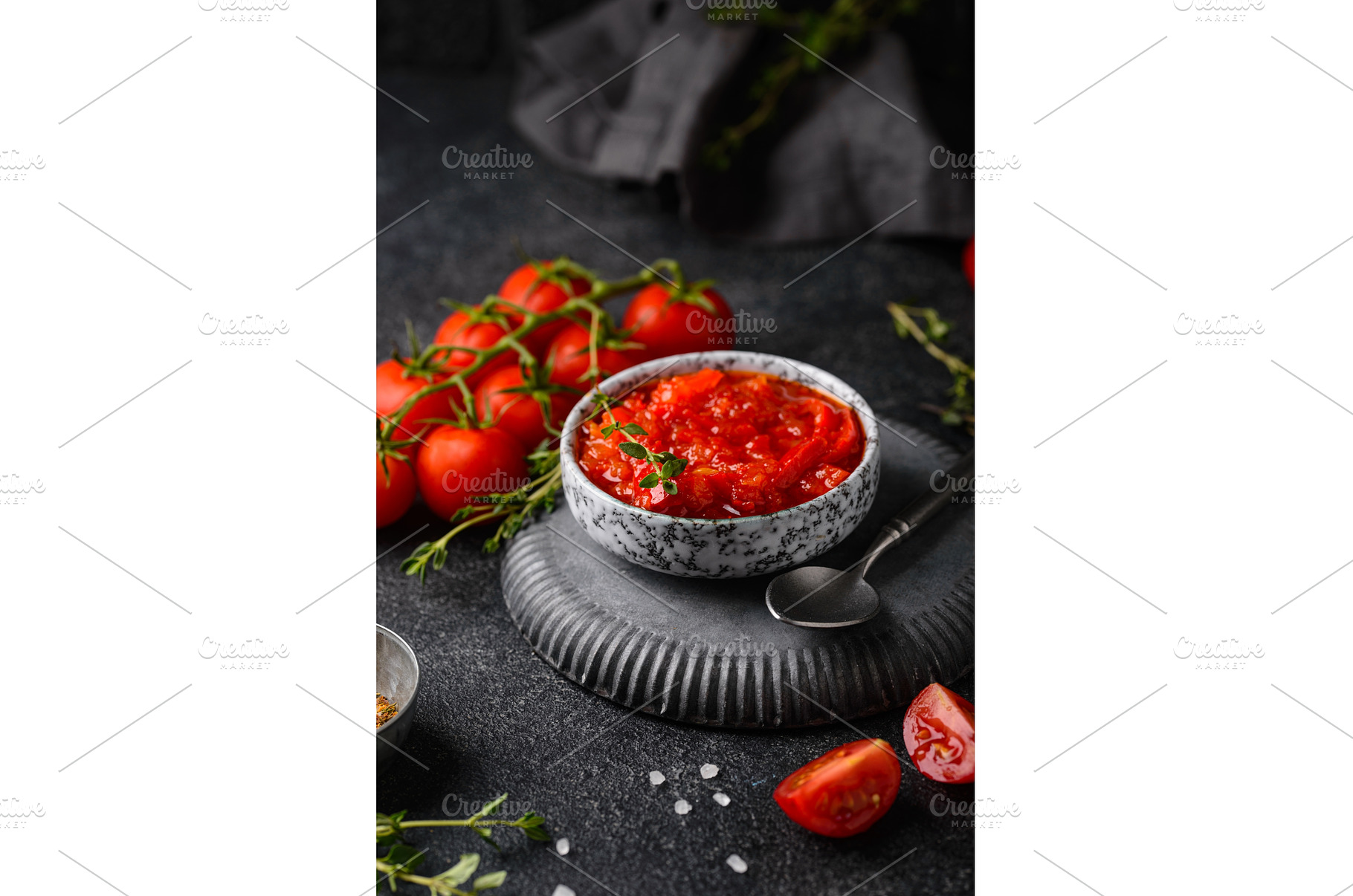 Homemade tomato sauce with spice, a Food & Drink Photo by Yulia Furman