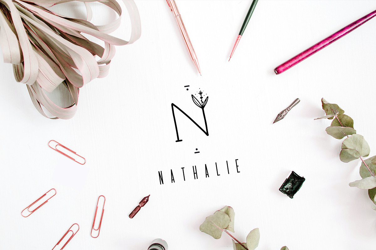 UNIQUE FLORAL LETTER AND LOGO KIT, a Branding & Logo Template by IsikChic (Photo 5 of 9)
