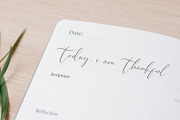 Beauty Heart - Lovely Script Font, a Script Font by StringLabs (Thumbnail 7 of 13)