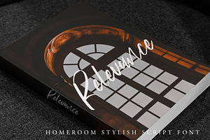 Homeroom - Stylish Script Font