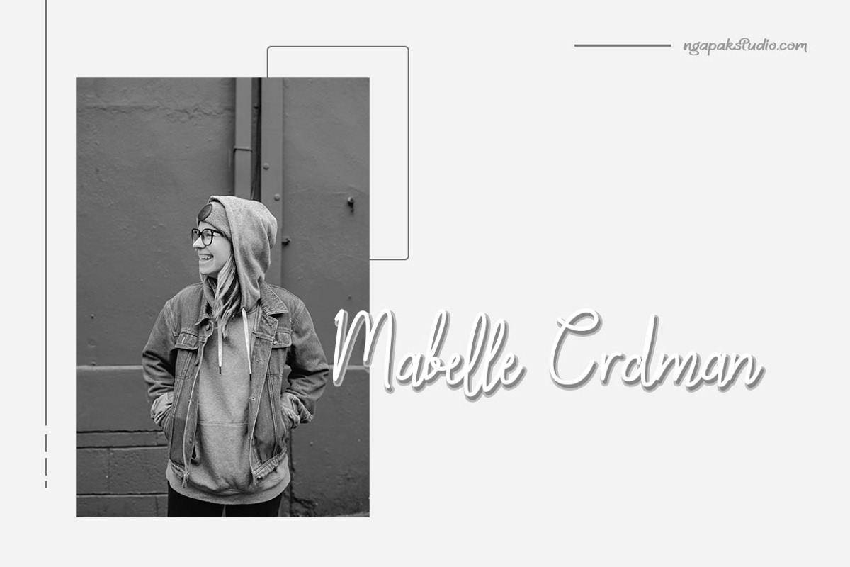 Mandallika | Handwritten Font Series, a Script Font by Ngapak Studio (Photo 2 of 12)