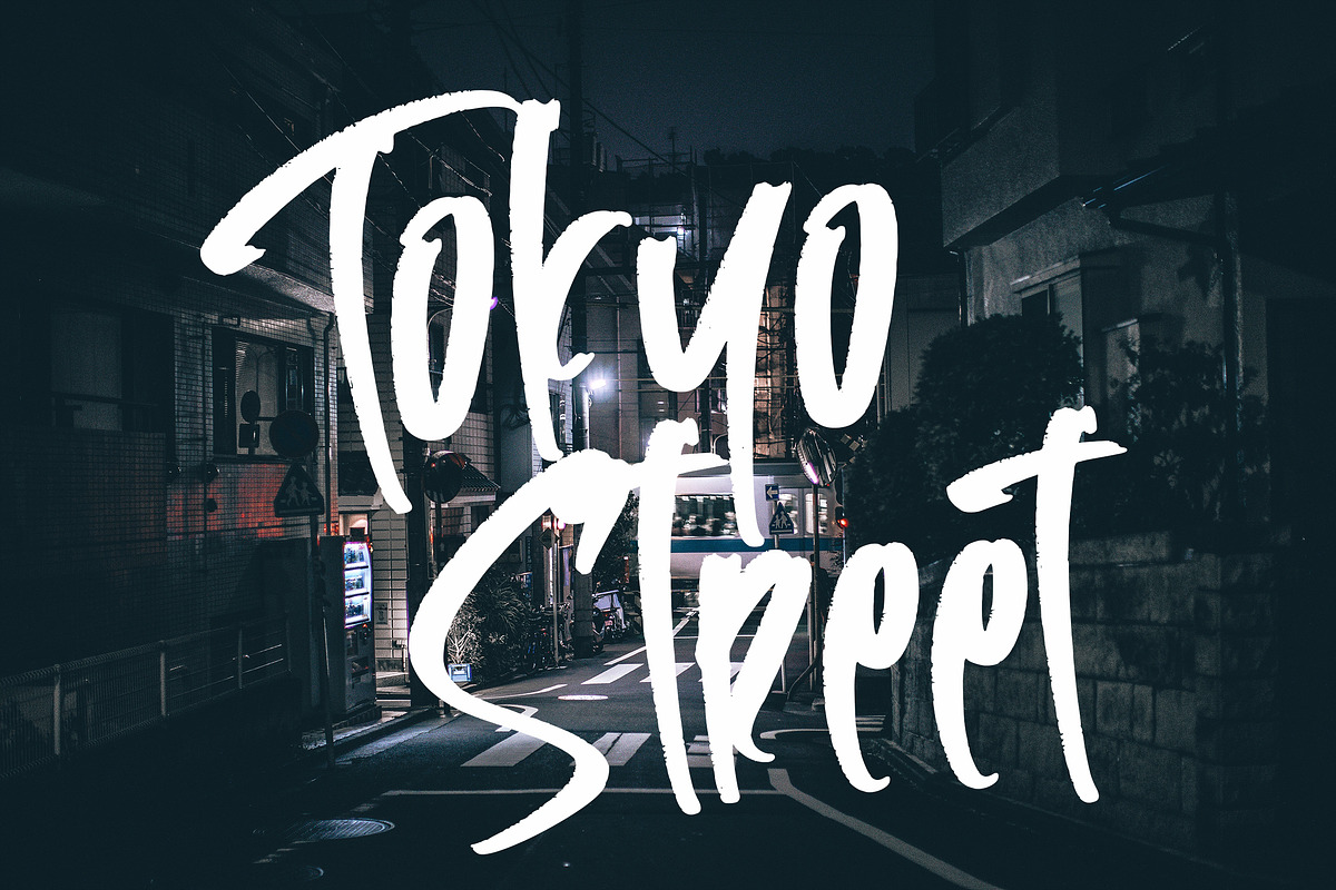 Bastille Members - Cool Brusher Font, a Handwritten Font by Arendxstudio (Photo 6 of 7)