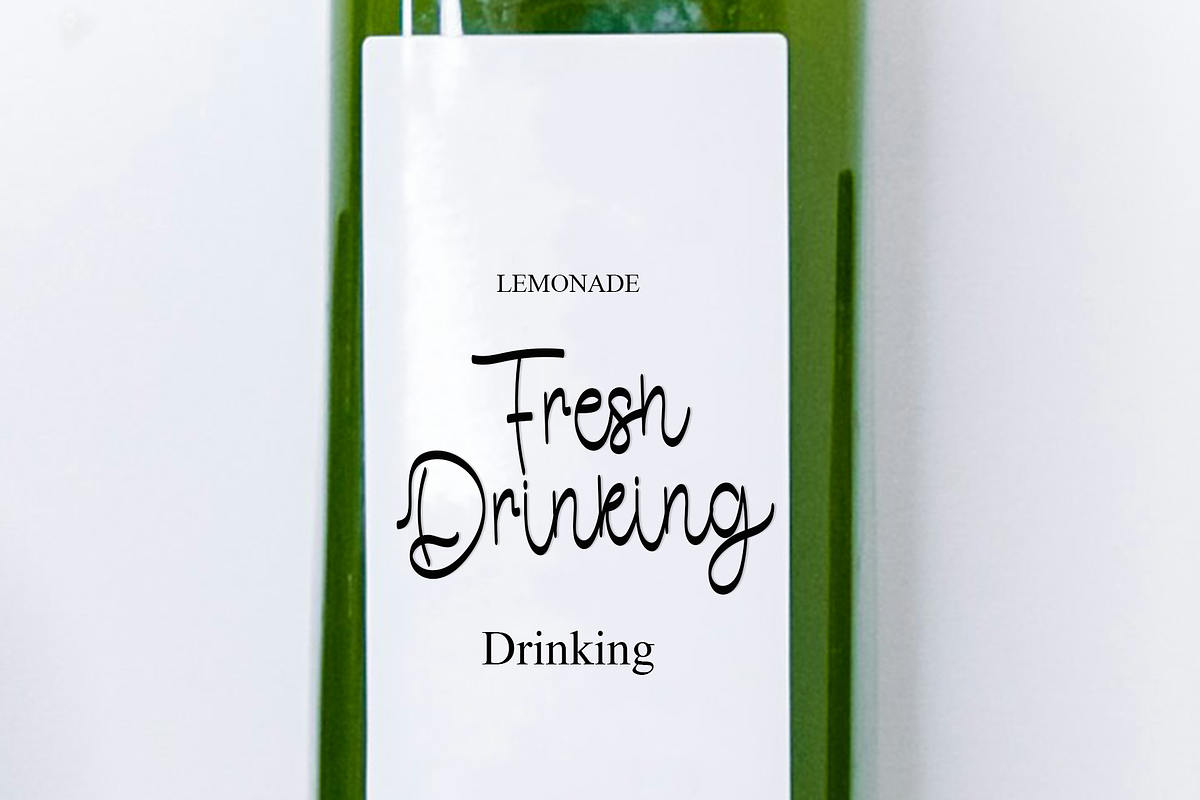 Desember, a Handwritten Font by FreshTypeINK (Photo 2 of 8)