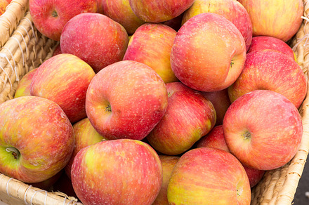 White Nectarines On Display preview 6