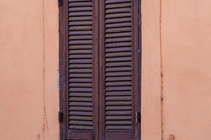 Architectural decor of the building in historical part of Rome,