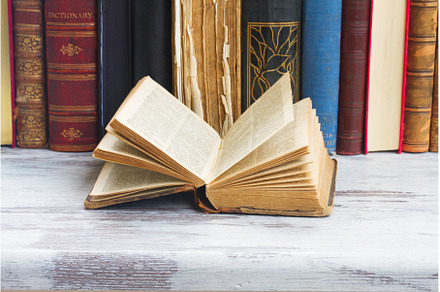 set of books, an Arts & Entertainment Photo by Neirfy